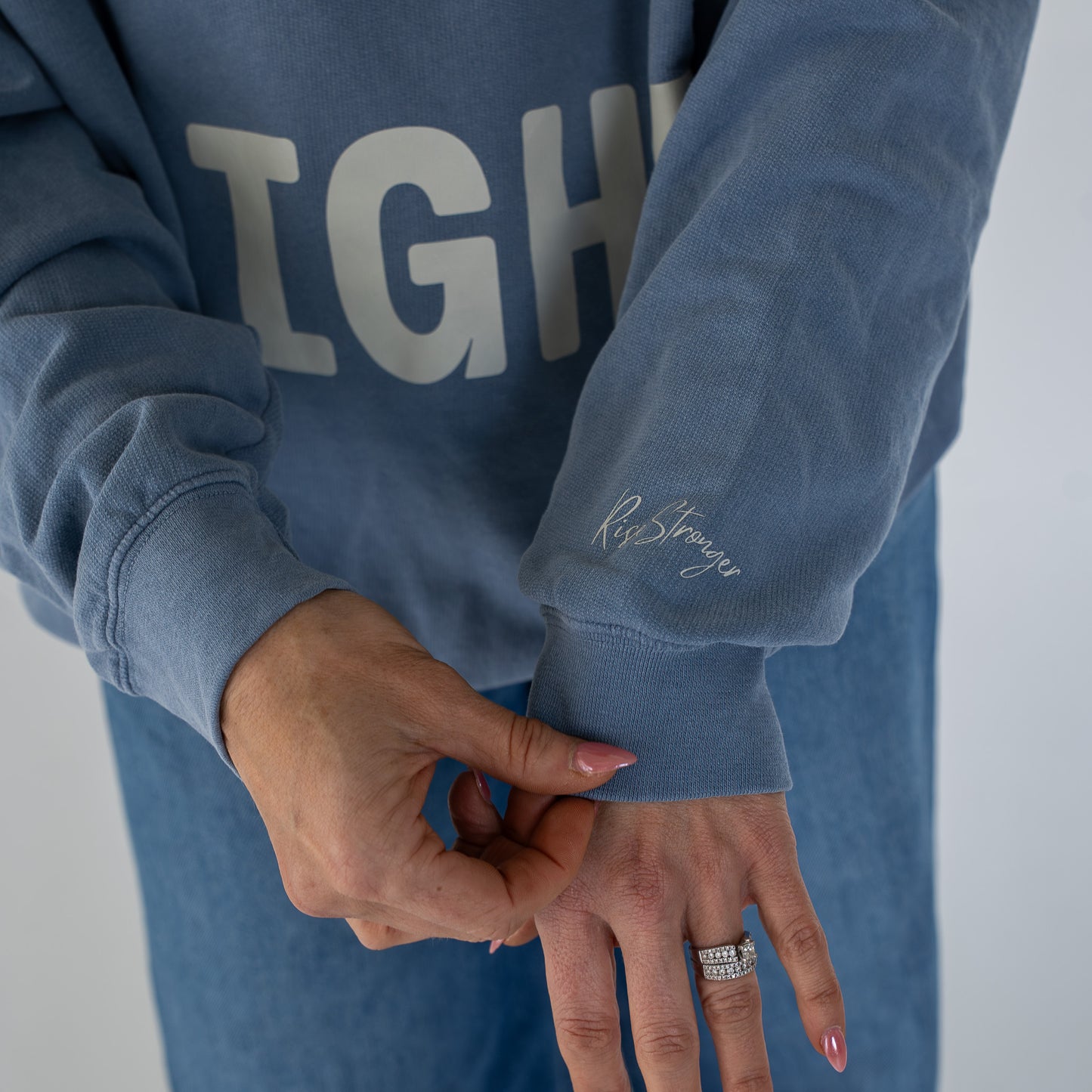 Image highlighting the soft, durable Comfort Colors fabric texture  