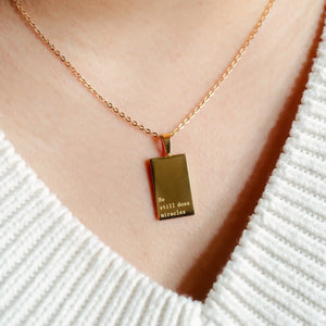 18kt gold necklace with engraved message – He Still Does Miracles